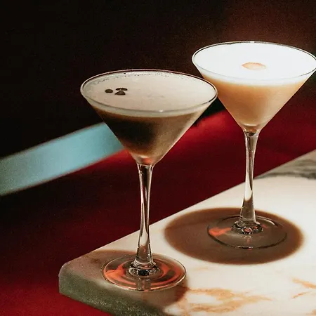 Szálloda Esqina Cosmopolitan 4*