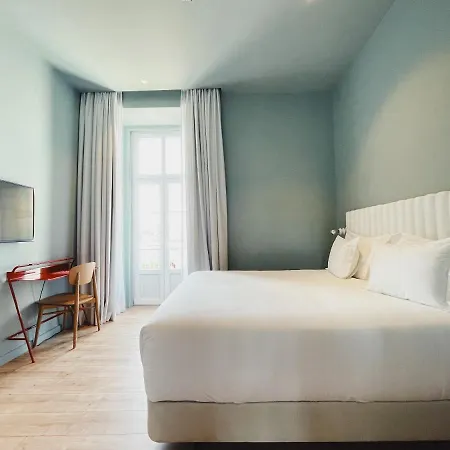 Esqina Cosmopolitan Szálloda 4*