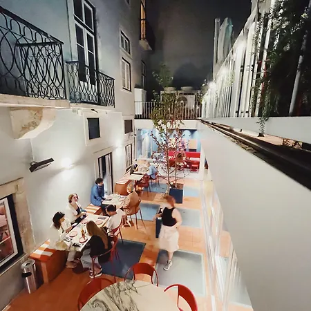 Esqina Cosmopolitan Hotel 4*