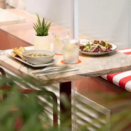 Esqina Cosmopolitan מלון 4*