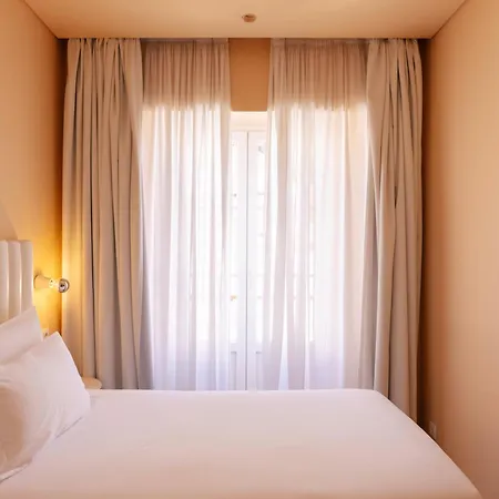 Hotel Esqina Cosmopolitan Lisbon