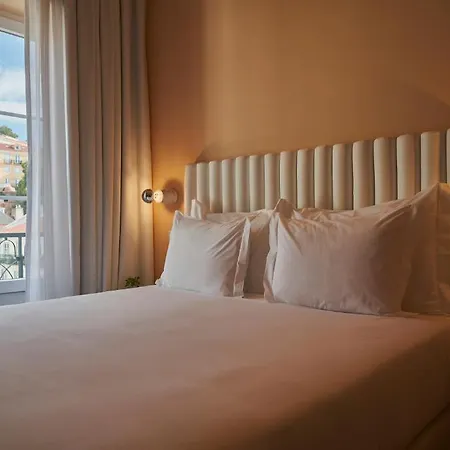 Esqina Cosmopolitan Otel 4*