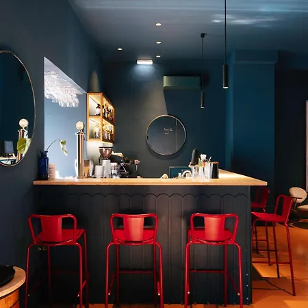 Esqina Cosmopolitan Otel 4*